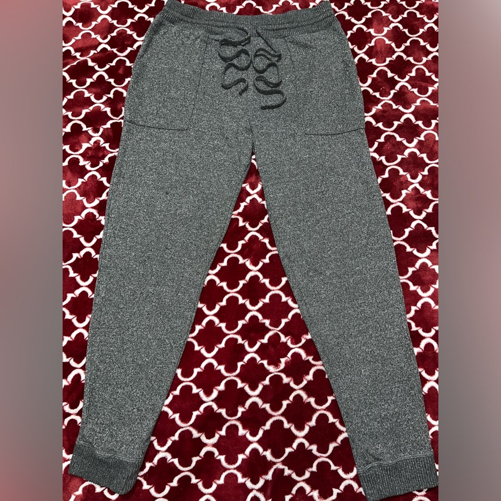 •Medium sized cozy sweats for loungewear, sleeping and going out to run errands